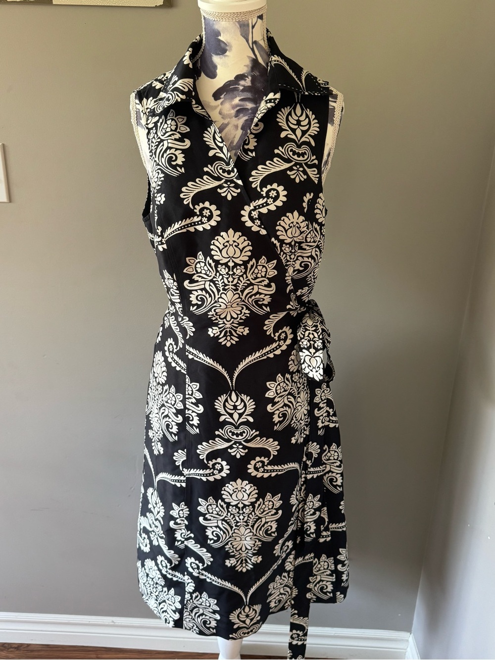 Y2K Ann Taylor Black & White Damask Midi Wrap Dress